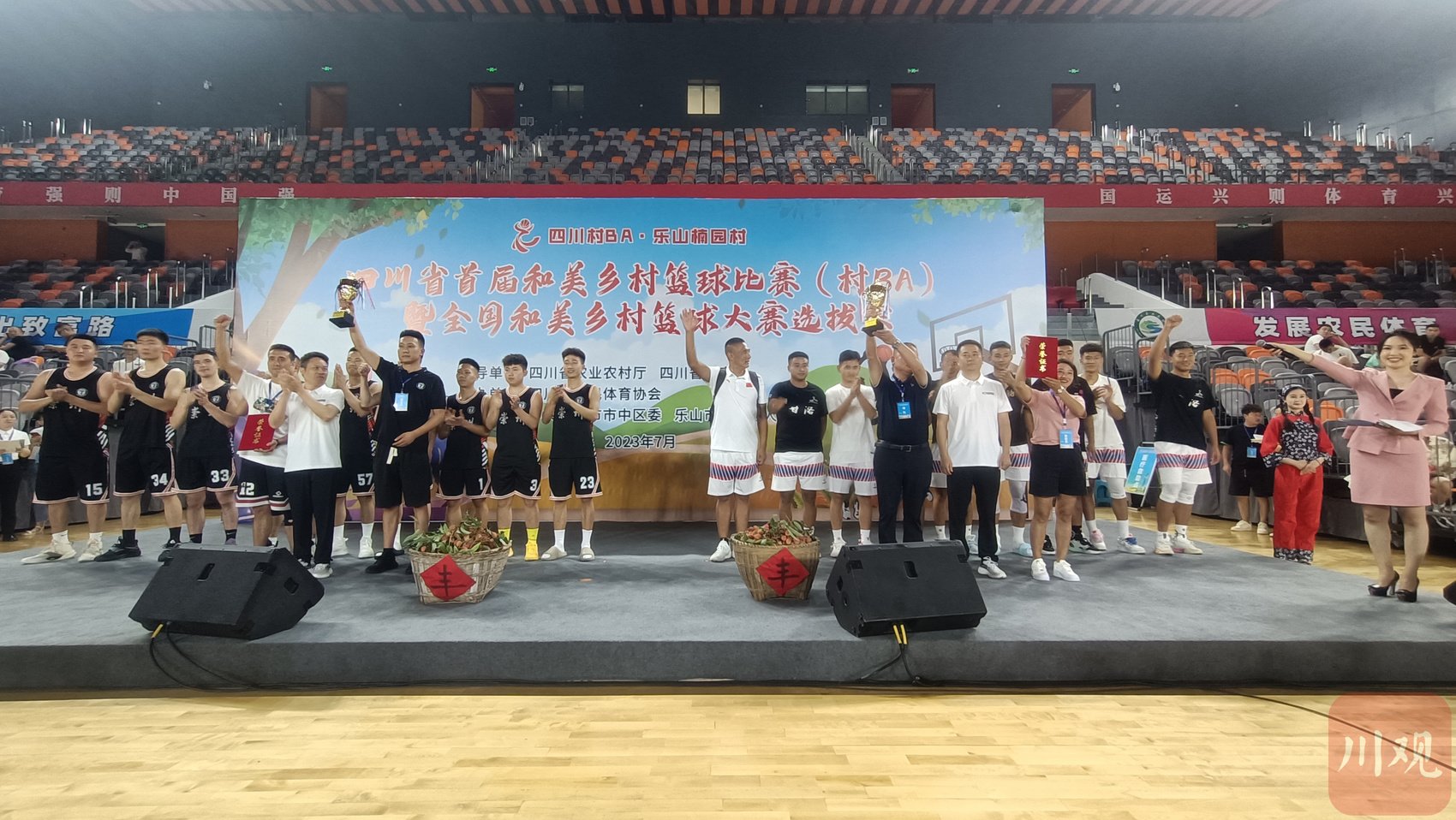 西南球队努力奋战，迎来转机
