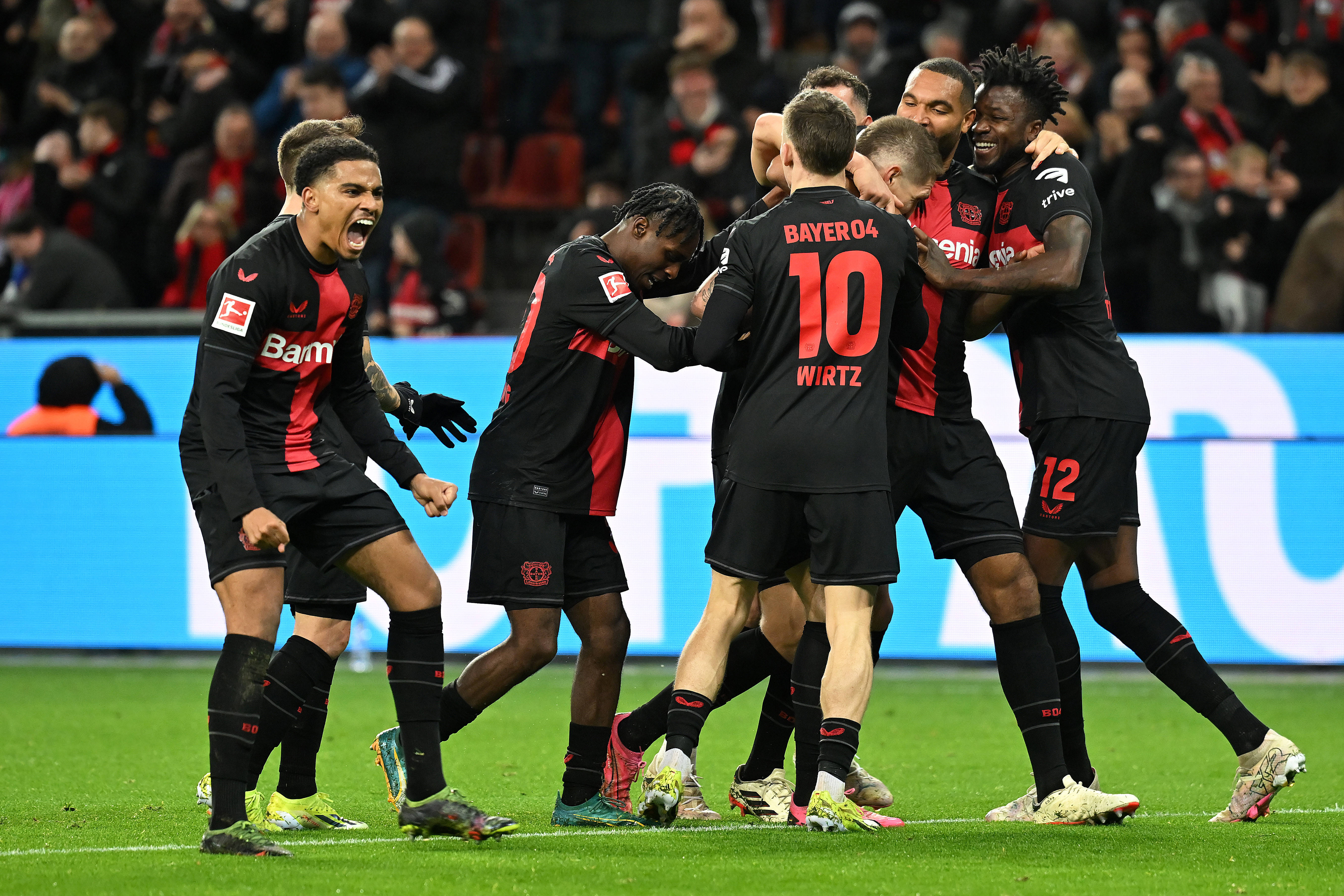 塞尔塔主场大胜,德甲球队遭遇困难 塞尔塔主场大胜,德甲球队遭遇困难